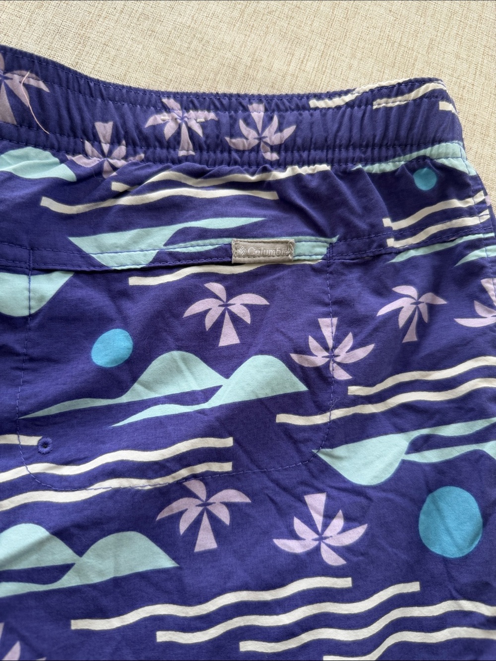 COLUMBIA Shorts Women's Large Sandy River II Printed Swim Shorts 5" colorful - Picture 5 of 13